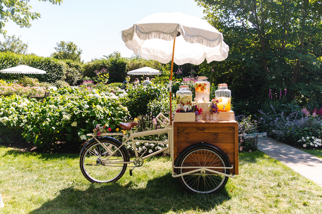 lemonade stand